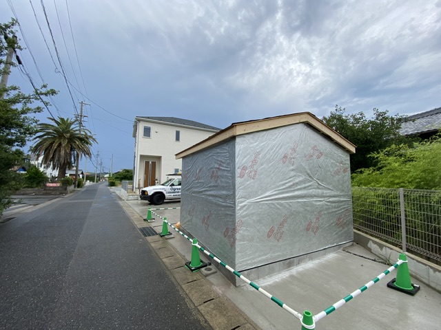 バイクガレージ タイニーハウス