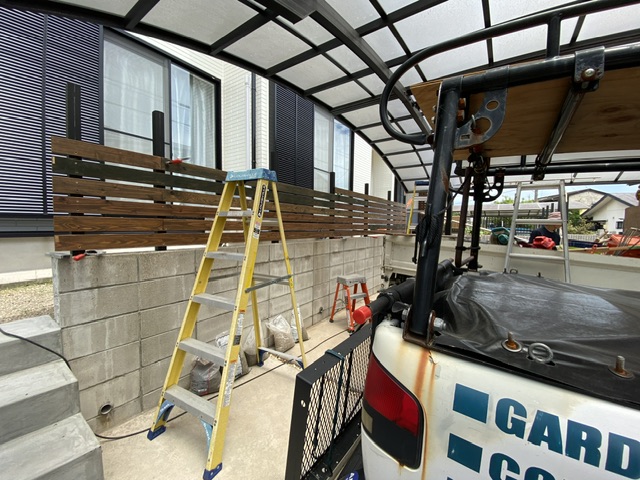 ウッドフェンス