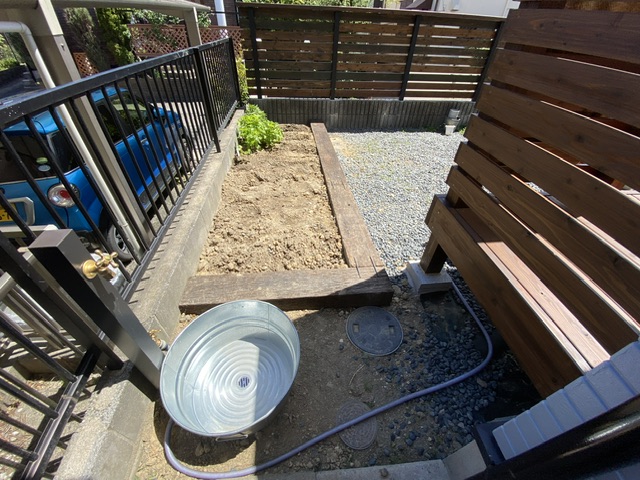 カリフォルニアスタイル ドライガーデン